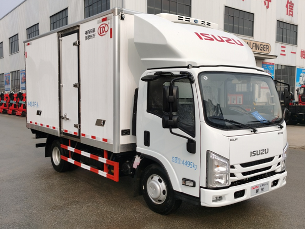 ISUZU EC5 Refrigerated Truck