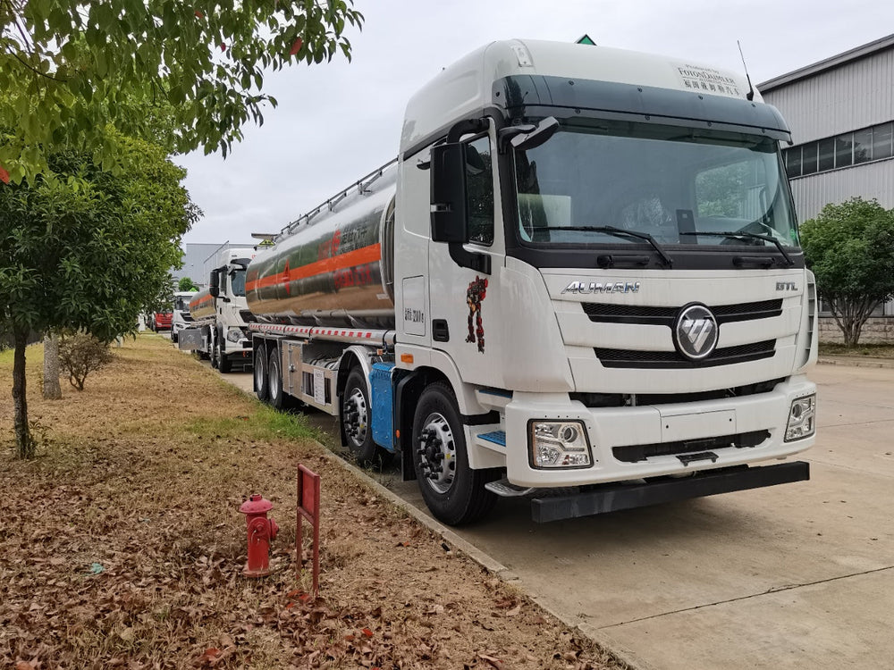 FOTON 8×4 30m³ Aluminum Alloy Fuel Tank Truck
