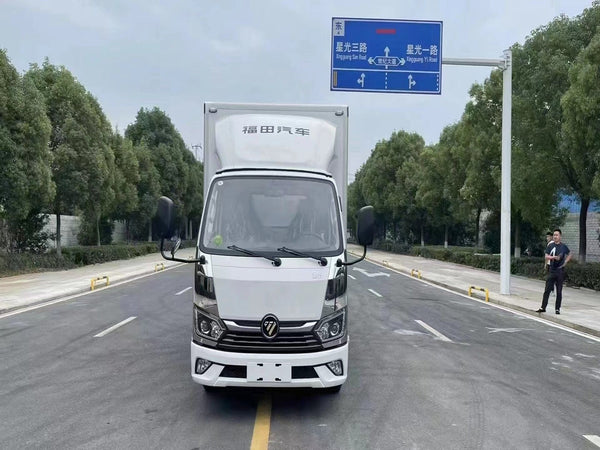 FOTON 5.5m Refrigerated Truck For Sale