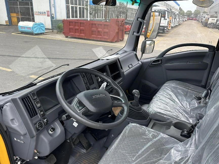 ISUZU Tow Truck (5-10T)