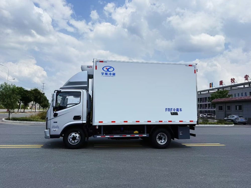 FOTON 4.2m 210HP Refrigerated Truck For Sale