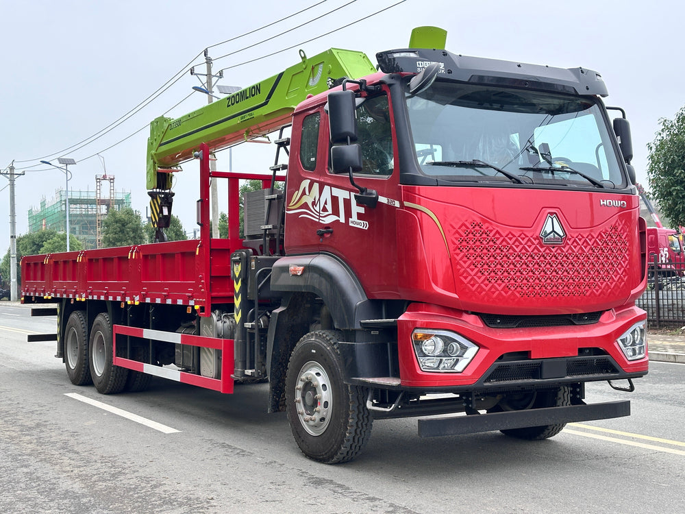 HOWO 6×4 ZOOMLION14T Telescopic Boom Crane