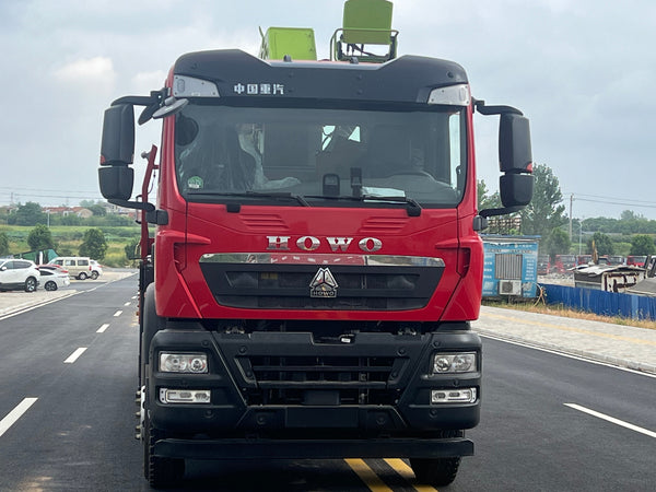 HOWO TX 8x4 380HP Crane Truck with Zoomlion 14-Ton 5-Section Straight Boom Crane