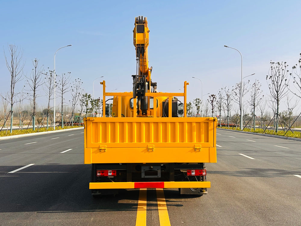 FAW 190HP Telescopic Boom Crane For Sale