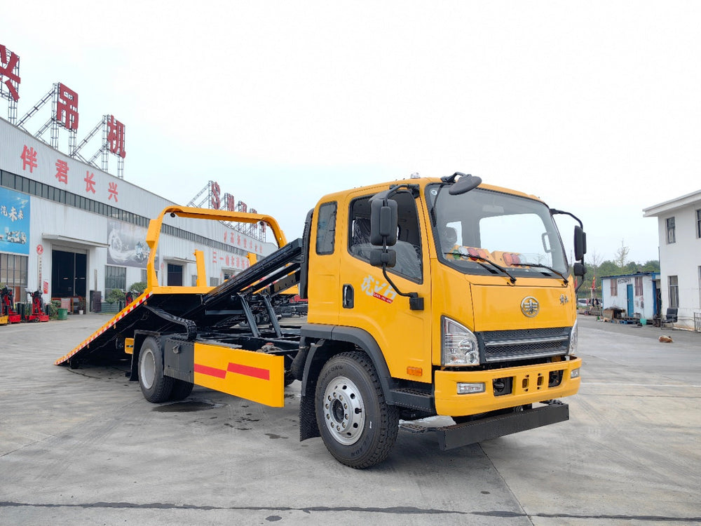 FAW 6T 1+2 Wrecker Truck For Sale