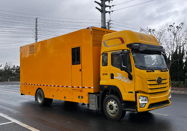 FAW Jiefang 4×2 Emergency Power Vehicle