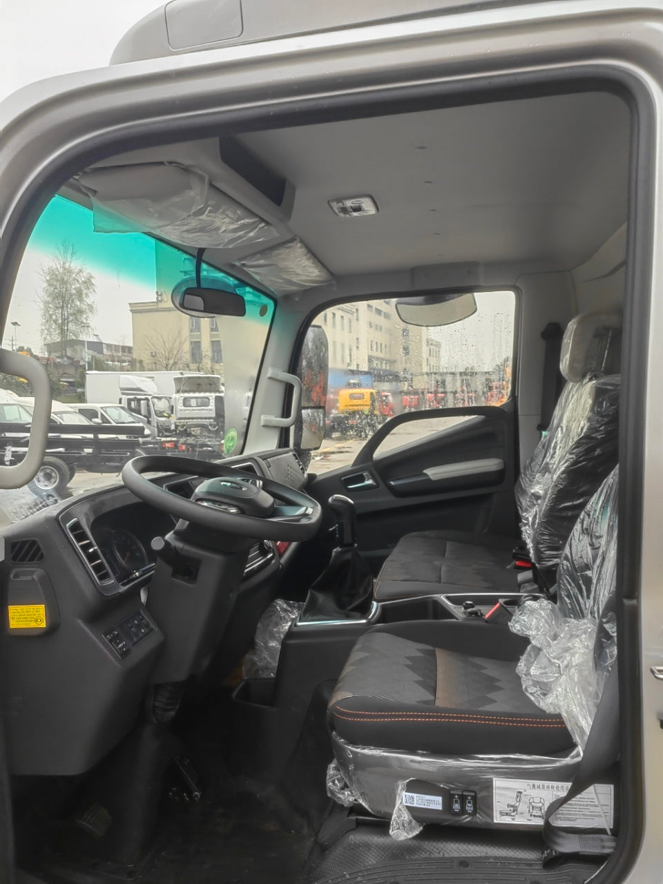FOTON 4.2m 120HP Refrigerated Truck For Sale