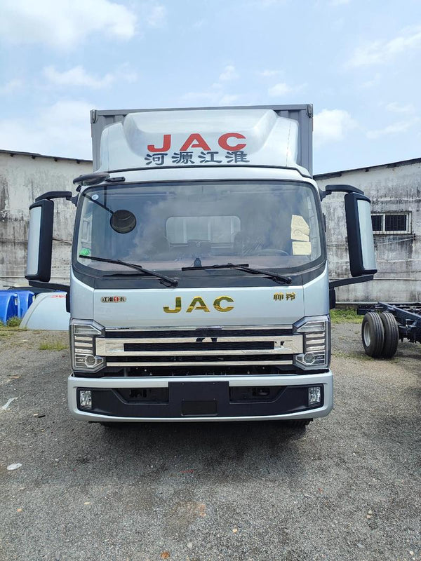 JAC Shuailing S9 5.2mx2 4 Box Van truck